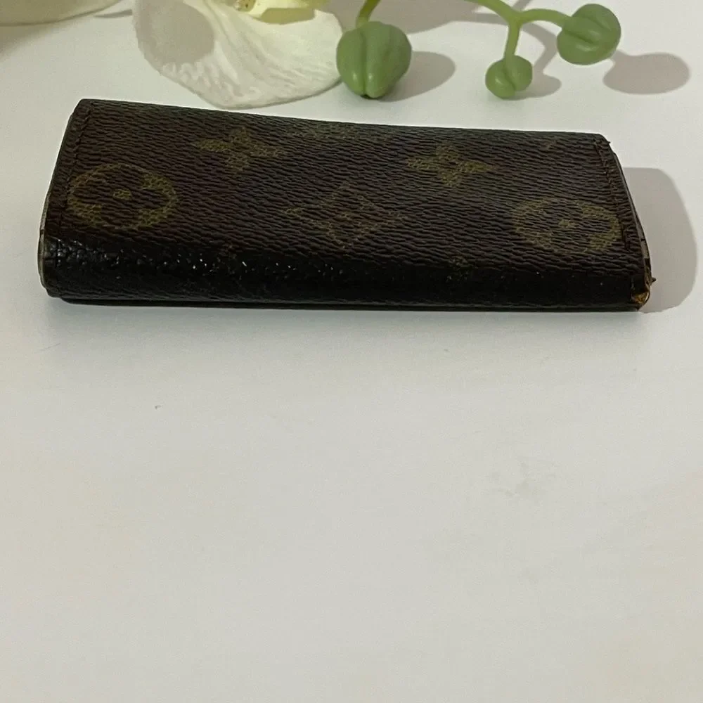 Louis Vuitton Monogram 4 Key Wallet